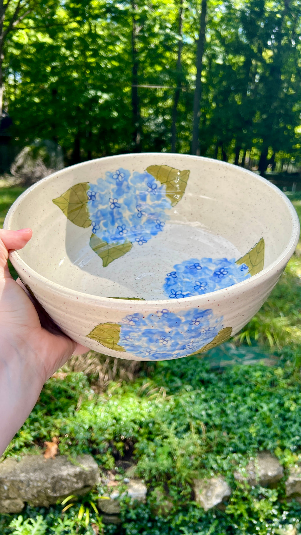 Hydrangea Serving Bowl